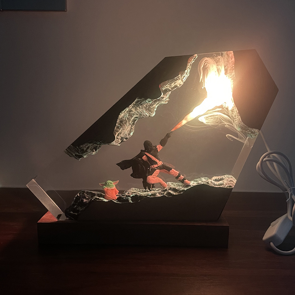 Desk Setup Lamp - Table Resin Lamp Sci-fi Figure Colorful